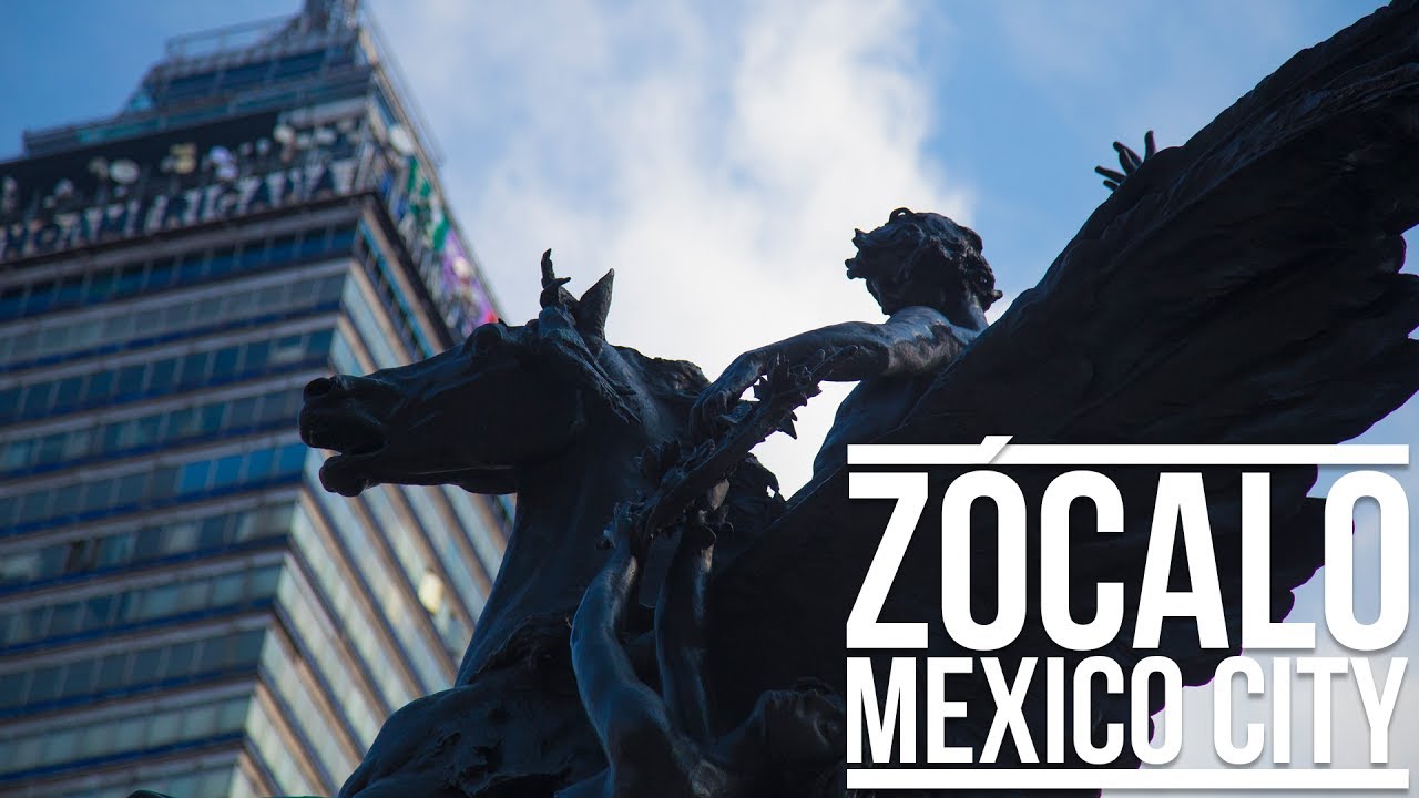 how old is zócalo mexico city