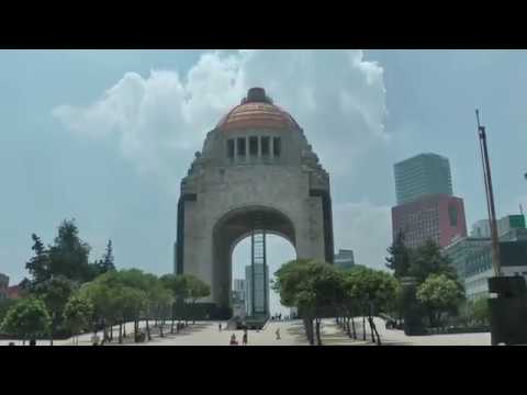 what is the statue in mexico city