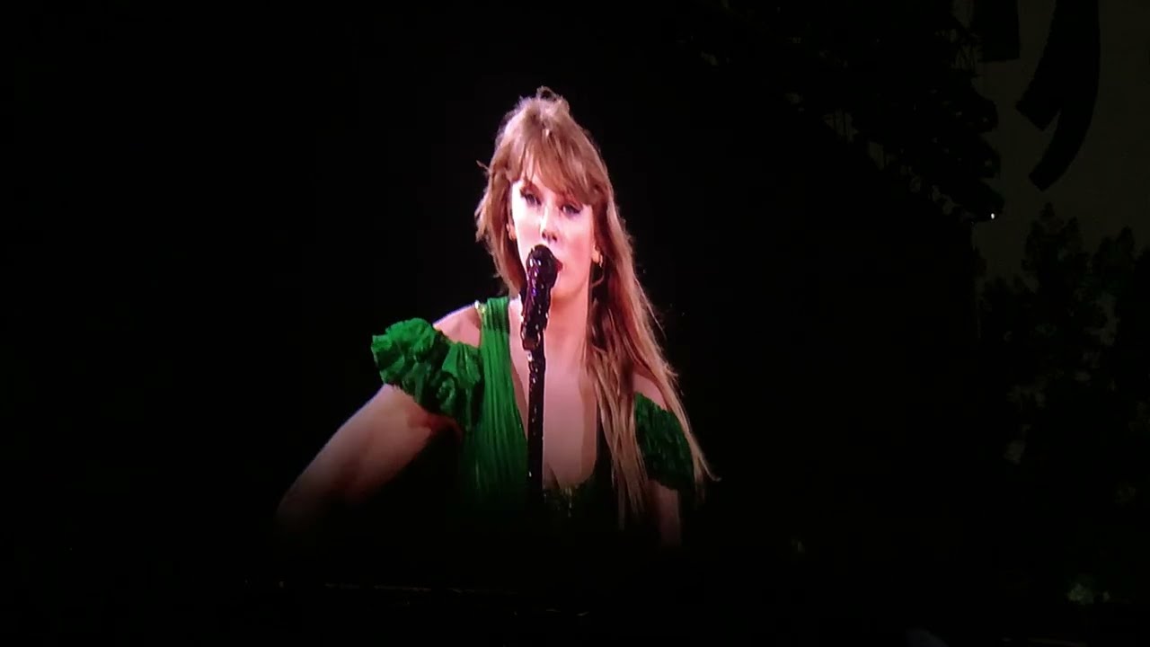 taylor swift cornelia street mexico city